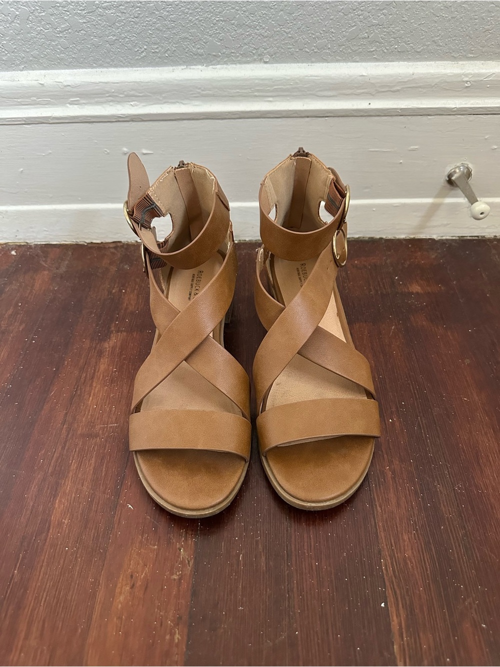 Roebuck & Co Brown Heels